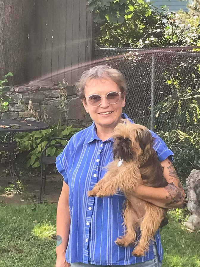 Portrait of Dr. Linda Weaver